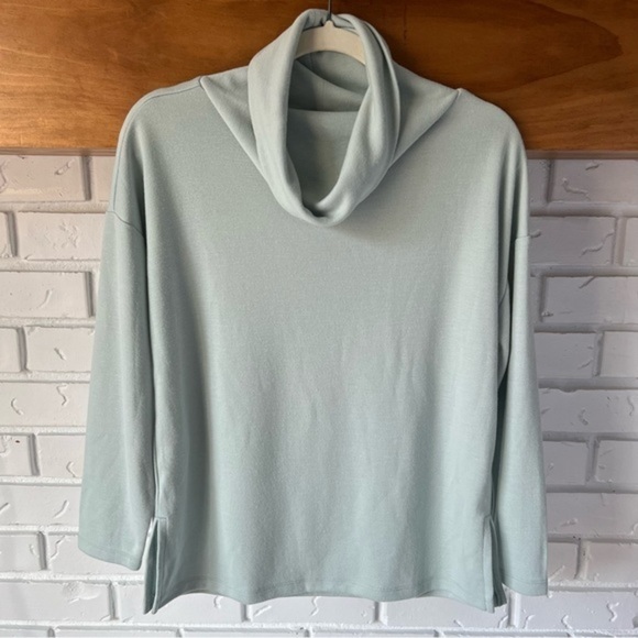 Ann Taylor Petite Cowl Neck Turtleneck Tunic Sweatshirt Sweater, Mint Green, XSP - Picture 1 of 11
